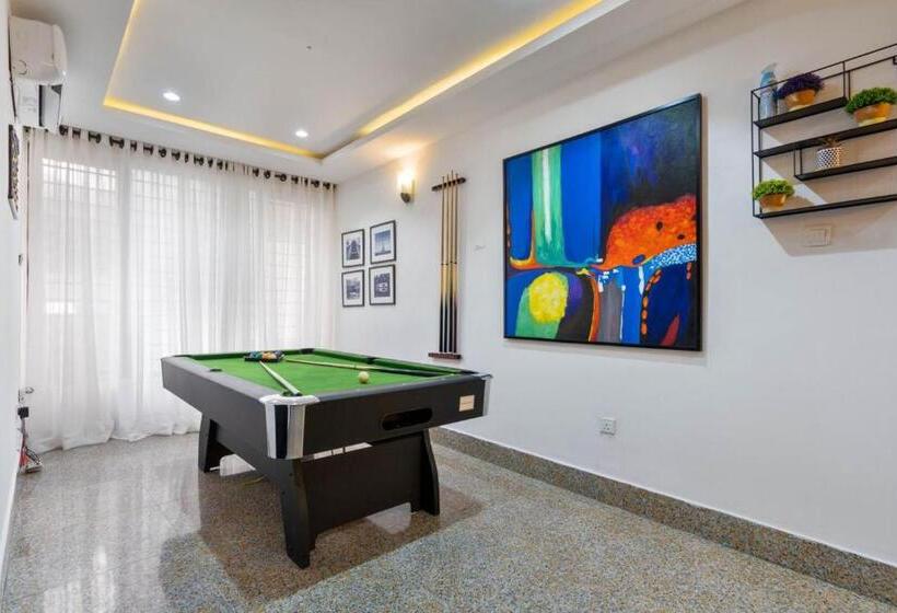 پانسیون Mac Apartment