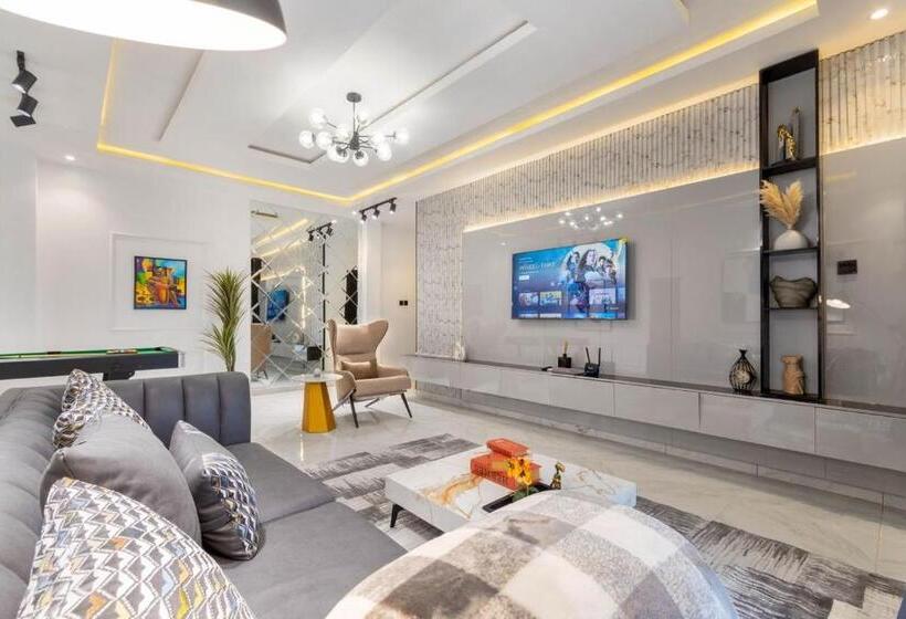 پانسیون Mac Apartment