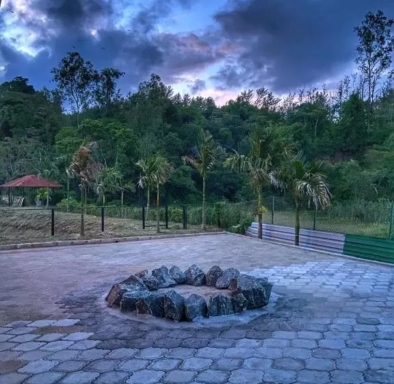 リゾートホテル Redberry S Luxury Stay Coorg