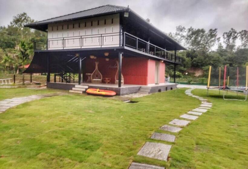 リゾートホテル Redberry S Luxury Stay Coorg