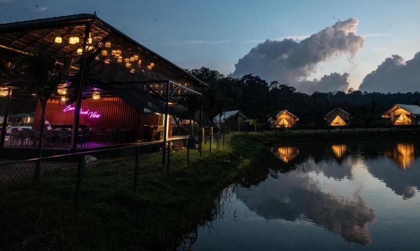 リゾートホテル Redberry S Luxury Stay Coorg