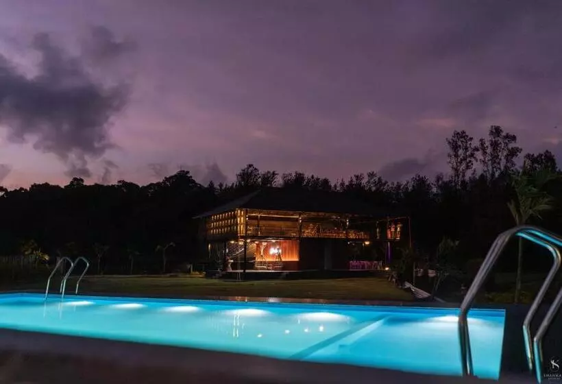 リゾートホテル Redberry S Luxury Stay Coorg