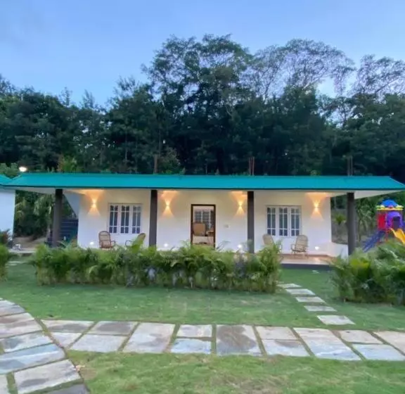 リゾートホテル Redberry S Luxury Stay Coorg