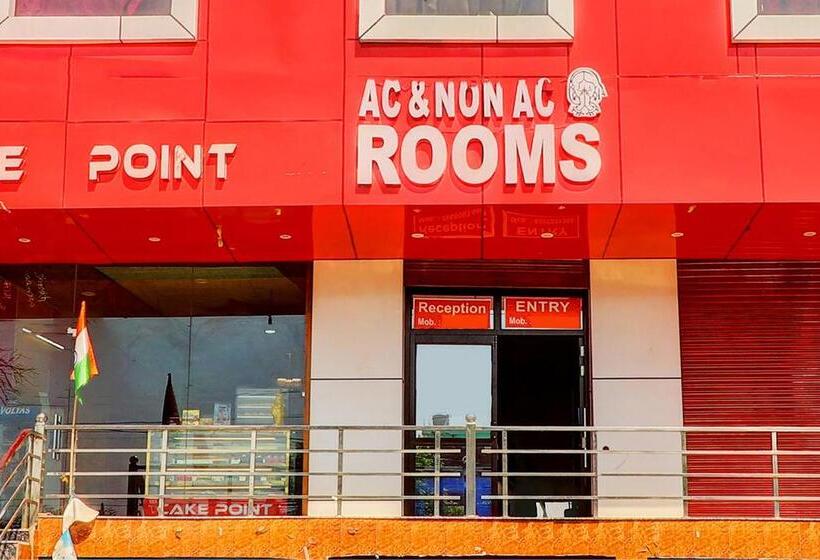 Spot On Pitra Chaaya Hotel And Restaurant