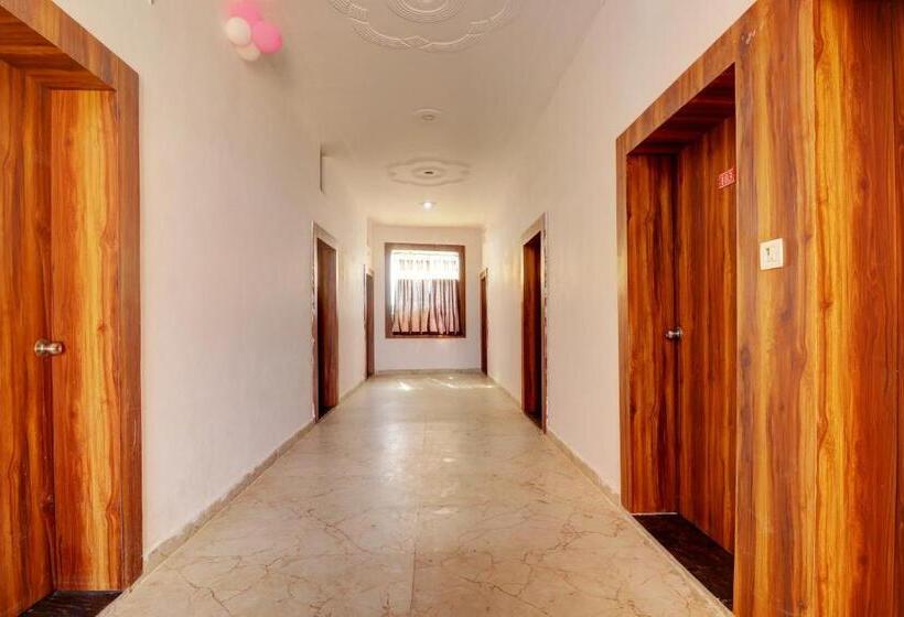 Spot On Pitra Chaaya Hotel And Restaurant