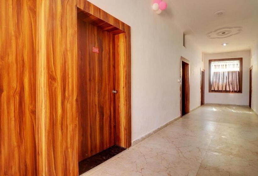 Spot On Pitra Chaaya Hotel And Restaurant