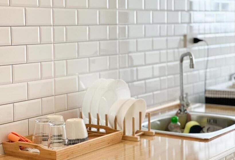 هاستل Happiness Sleep C3