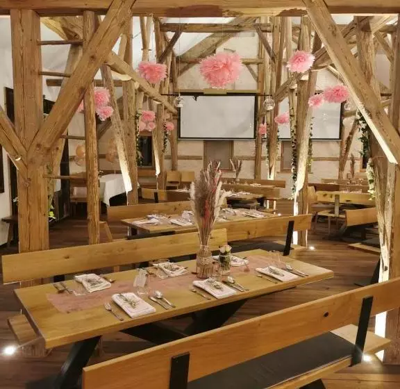 Retkeilymaja Landgasthaus Zur Linde