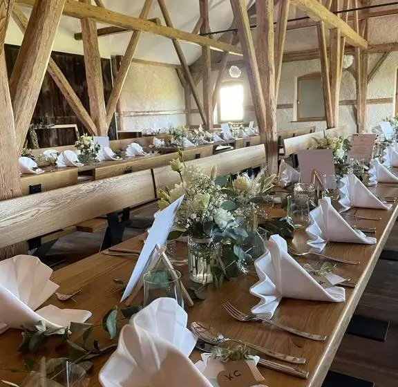 Retkeilymaja Landgasthaus Zur Linde