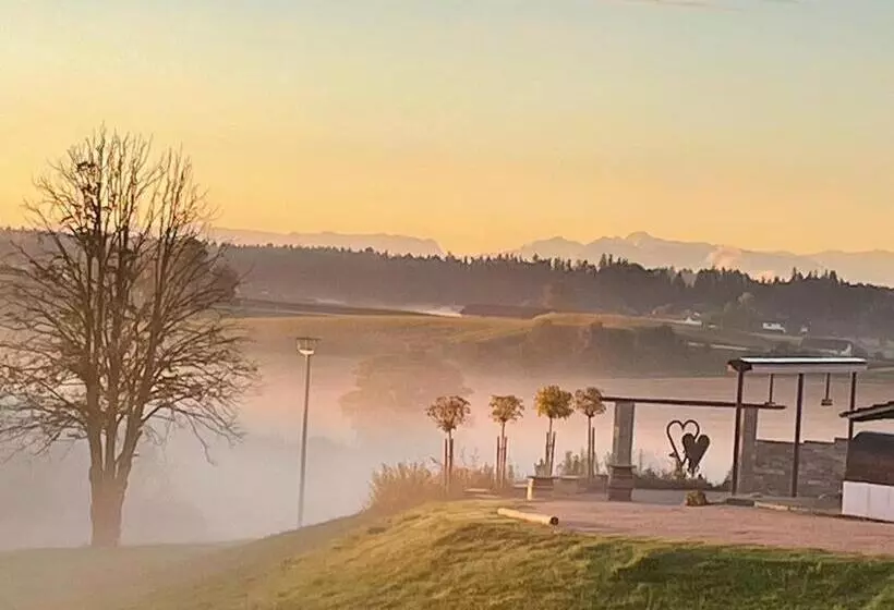 Retkeilymaja Landgasthaus Zur Linde