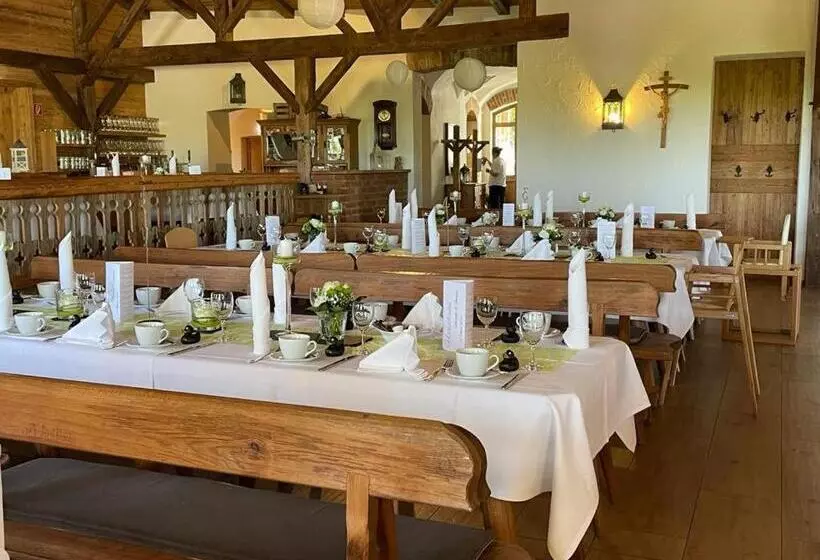 Retkeilymaja Landgasthaus Zur Linde