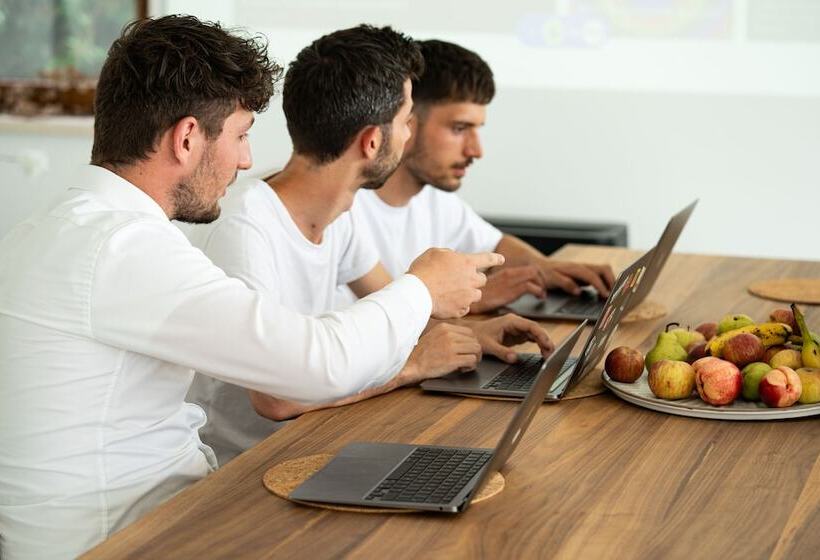 ベッドアンドブレックファースト Boutique Hotel Serena Vista