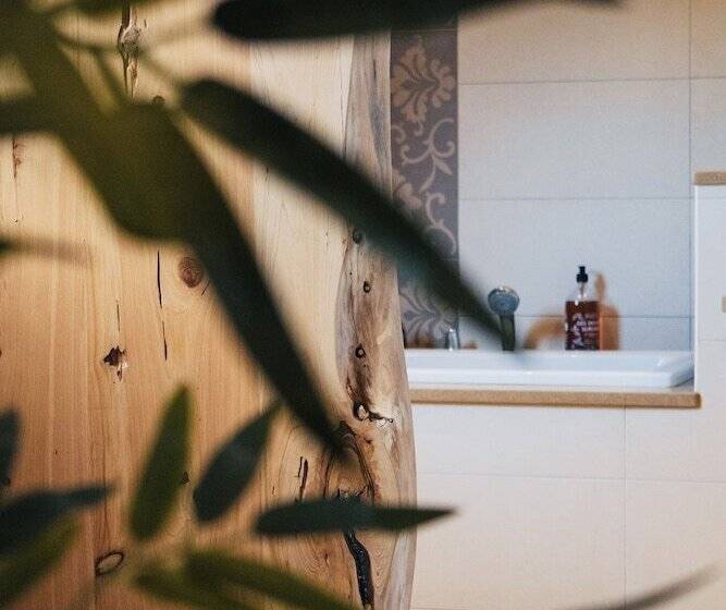 ベッドアンドブレックファースト Boutique Hotel Serena Vista