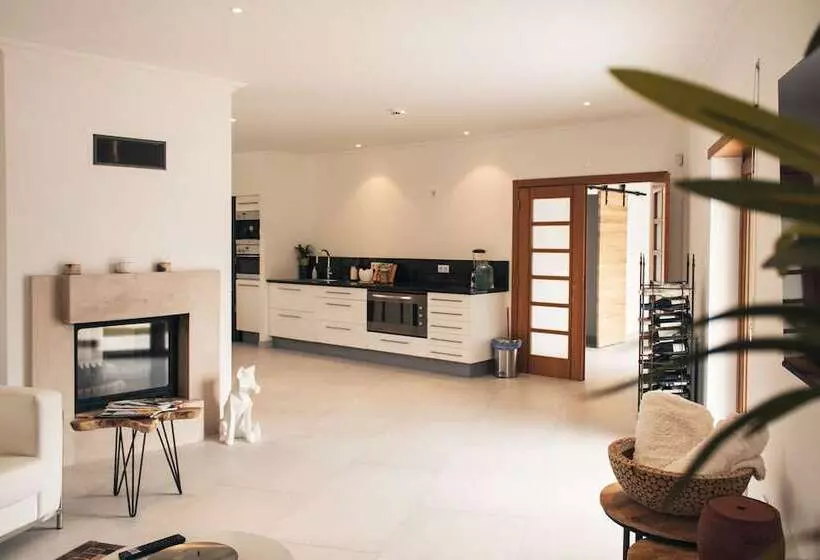 Aamiaismajoitus (B&B) Boutique Hotel Serena Vista