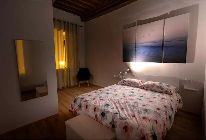 ベッドアンドブレックファースト Il Rosone   Rooms&apartments