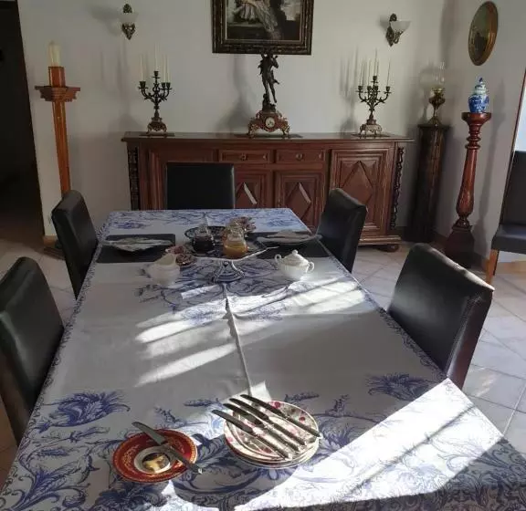 Aamiaismajoitus (B&B) Maison St. James