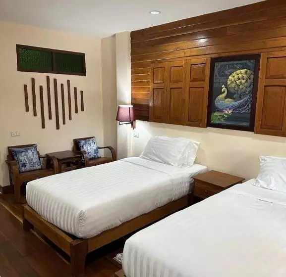 Hotelli บ้านยุ้งฮีลล์รีสอร์ท Baan Yung Hill Resort