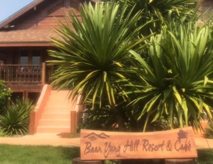 Hotelli บ้านยุ้งฮีลล์รีสอร์ท Baan Yung Hill Resort