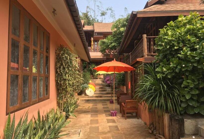 Otel บ้านยุ้งฮีลล์รีสอร์ท Baan Yung Hill Resort