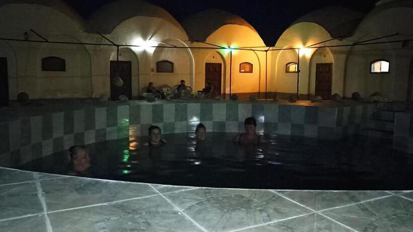 هتل Bawiti Oasis Resort منتجع واحه الباويطي