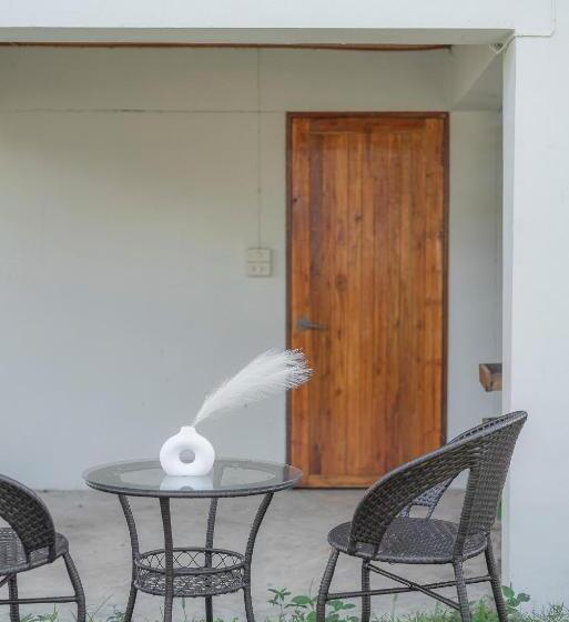 בית מלון כפרי Betel Palm Village   Casa Retreat