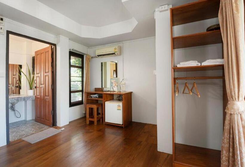 בית מלון כפרי Betel Palm Village   Casa Retreat