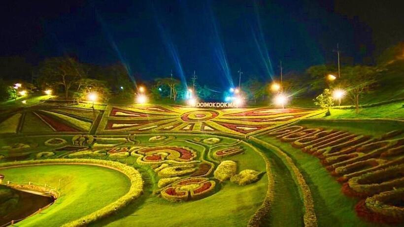Otel ดอยหมอกดอกไม้รีสอร์ท Doimok Dokmai Resort