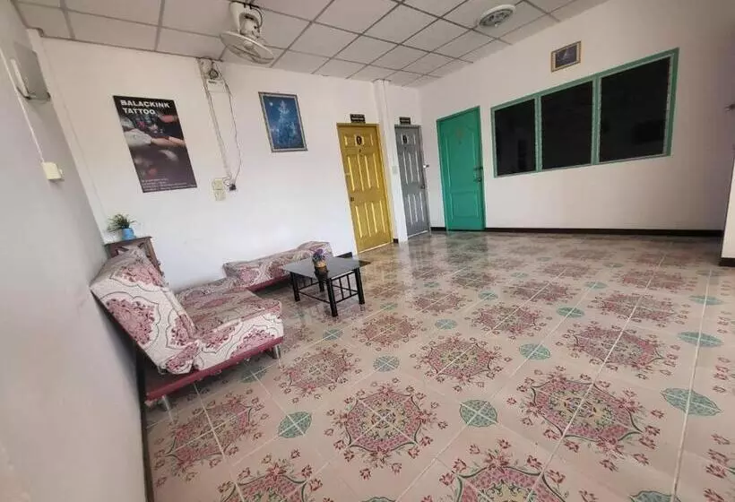 Hotelli Home One Love Ayutthaya Main Zone By Baan One Love Group