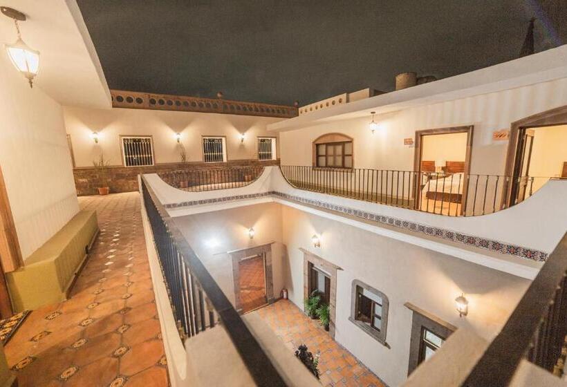 هتل Boutique La Casona Del Rey