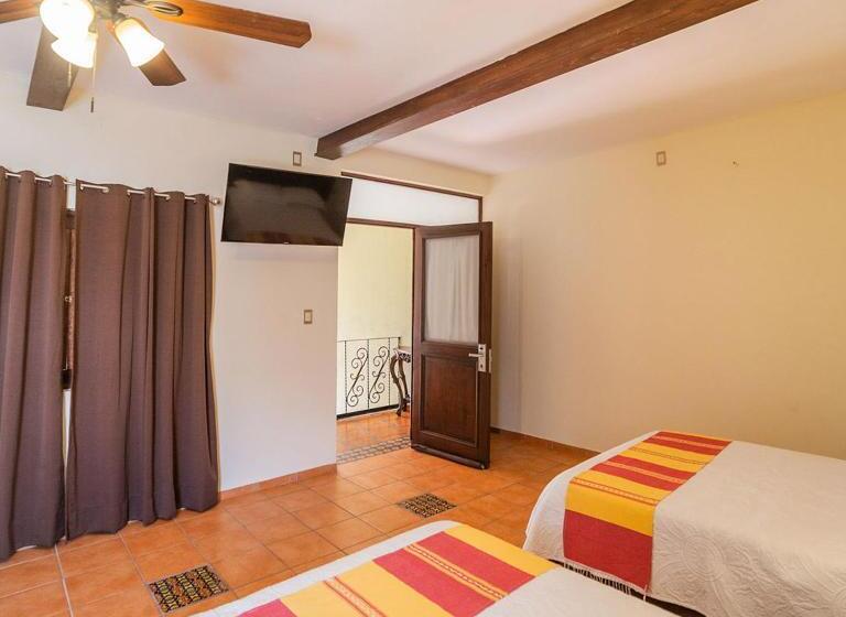 هتل Boutique La Casona Del Rey