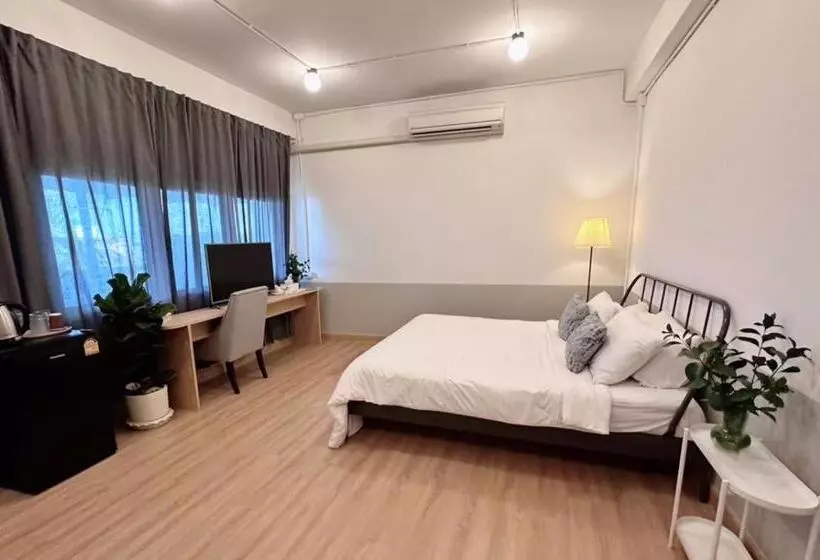 ホテル La Moon House