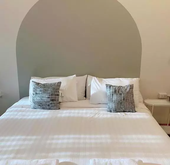 ホテル La Moon House