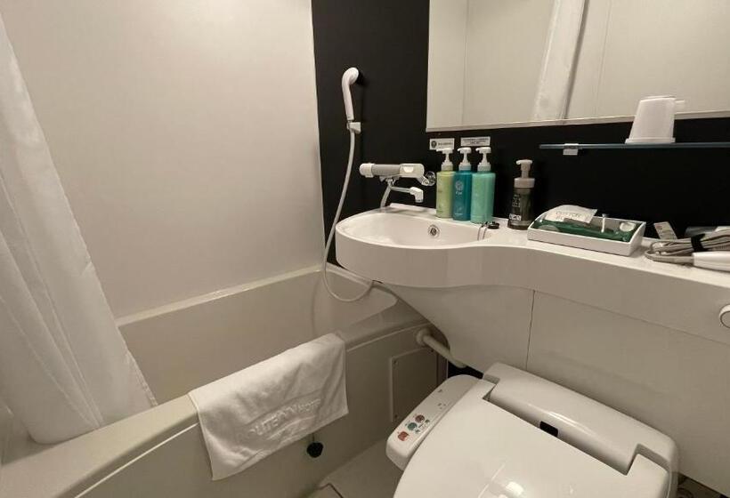 Hotel Route Inn Ohi Takahama