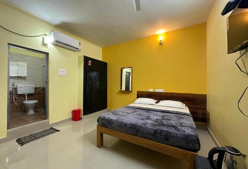 בית מלון כפרי The Kaya Backpackers Rooms Srirangam