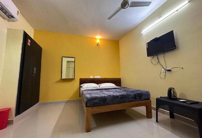 בית מלון כפרי The Kaya Backpackers Rooms Srirangam