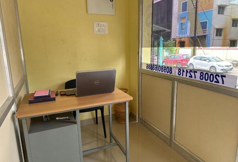 בית מלון כפרי The Kaya Backpackers Rooms Srirangam