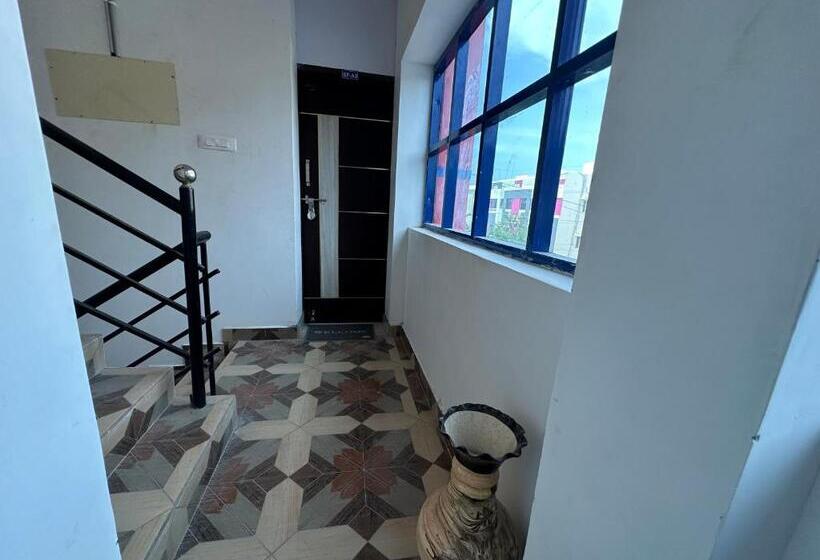 בית מלון כפרי The Kaya Backpackers Rooms Srirangam