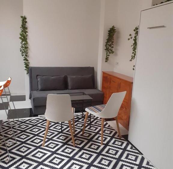 پانسیون Apartmani Zaara