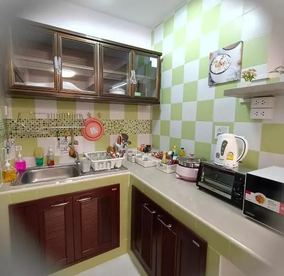 Majatalo Be Happy House Bangyai