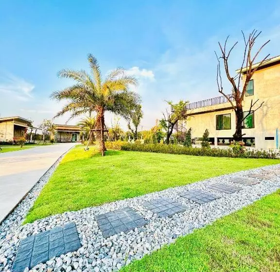 Majatalo Farm View Resort @uthai Thani ฟาร์มวิว รีสอร์ท อุทัยธานี