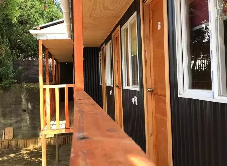ペンション Hostal