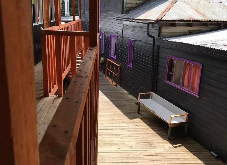 ペンション Hostal