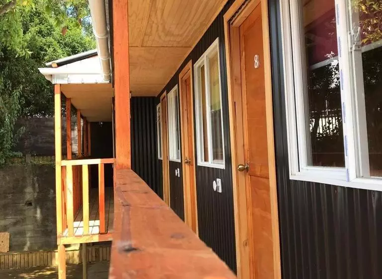 ペンション Hostal