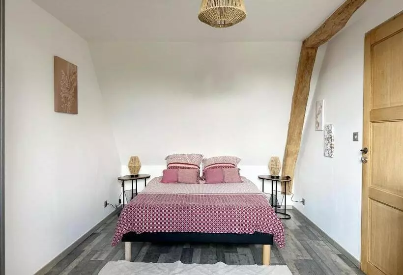 Majatalo Room In Guest Room   Bed And Breakfast In The Countryside Near Beauvais Airport
