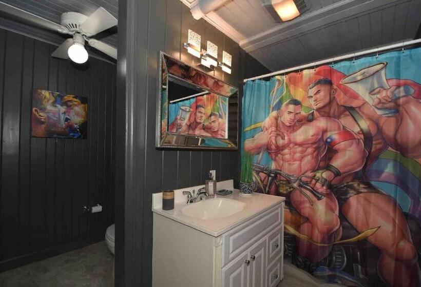 پانسیون Sexy Vibe1/private Room/ Outdoor Shower/heat Pool/