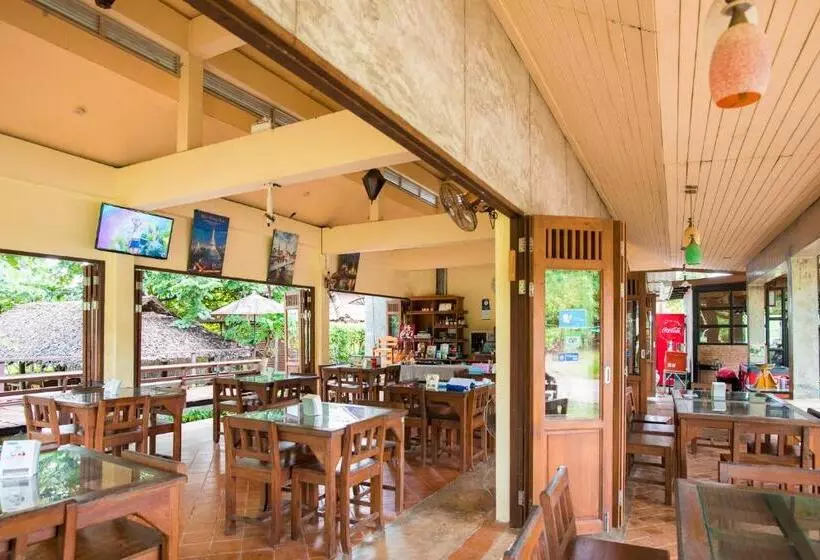 Lomakeskus เฮินไต รีสอร์ท แม่ลาน้อย