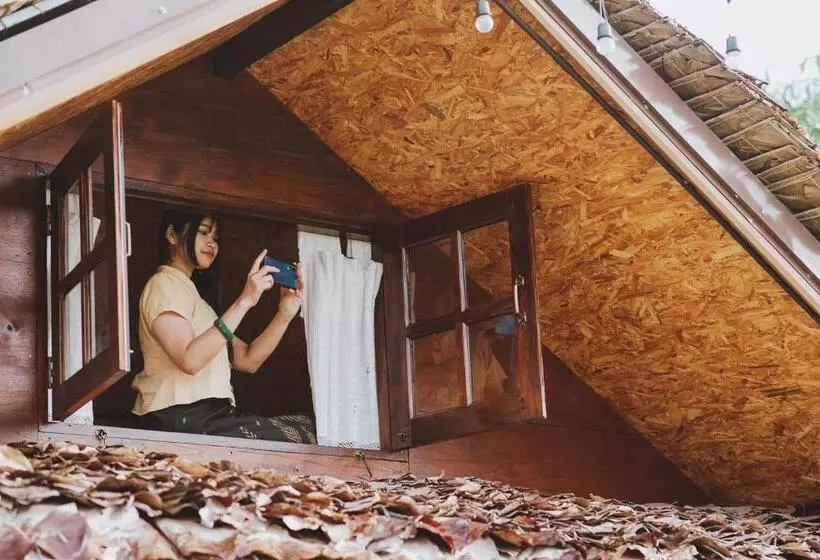 Lomakeskus เฮินไต รีสอร์ท แม่ลาน้อย