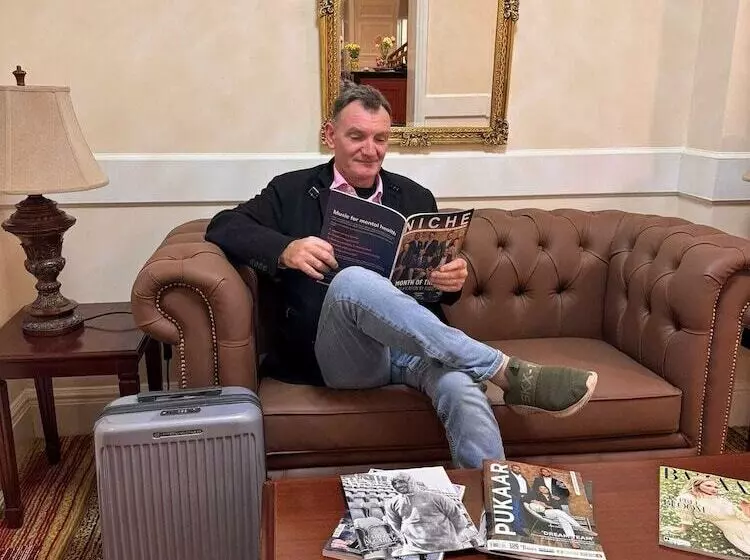 Royal Swan, Ashley Manor   B&b