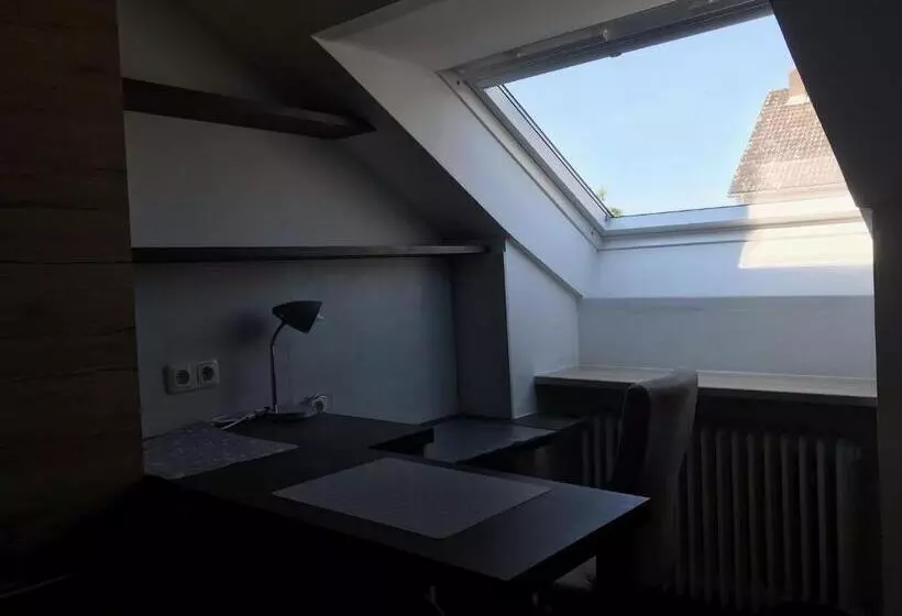 Uniaparts