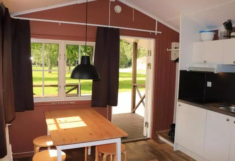 ユースホステル Borås Camping & Vandrahem